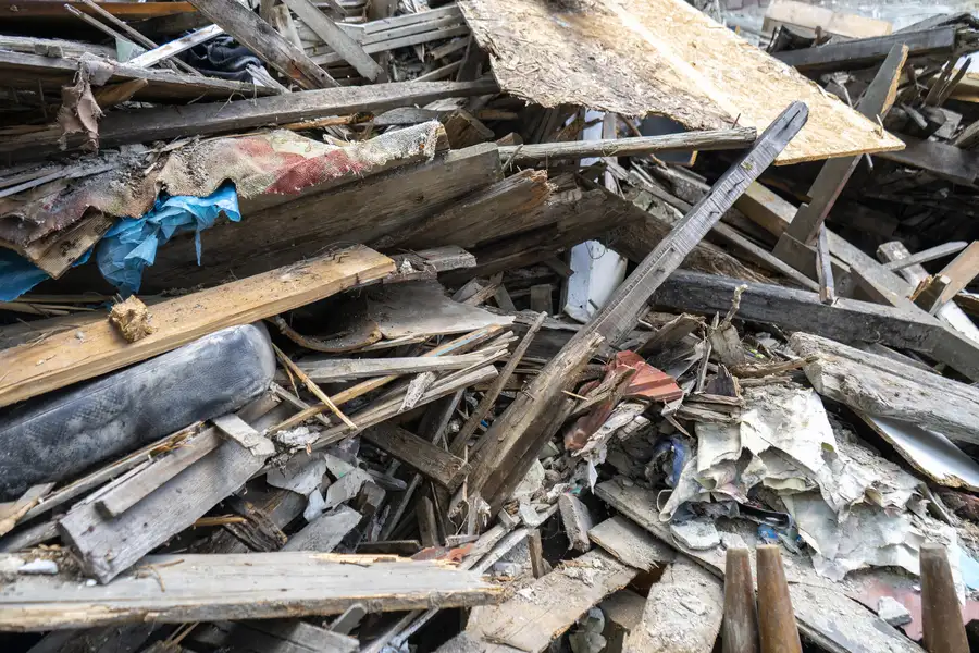 Key Signs You Need To Schedule Scrap Metal Removal Today in Loves Park, IL